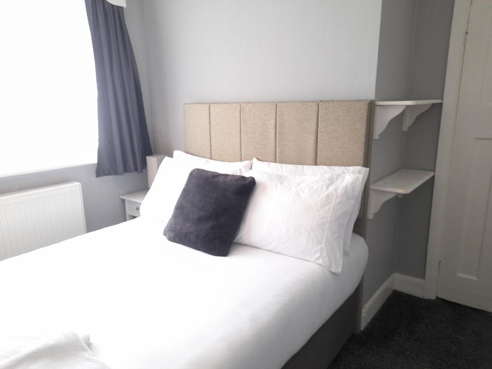 Villa Bright 4-Bed House 15 Min To Manchester Centre Exterior foto