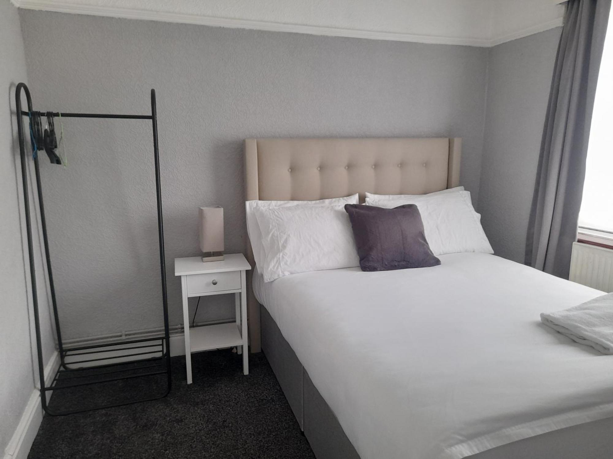 Villa Bright 4-Bed House 15 Min To Manchester Centre Exterior foto